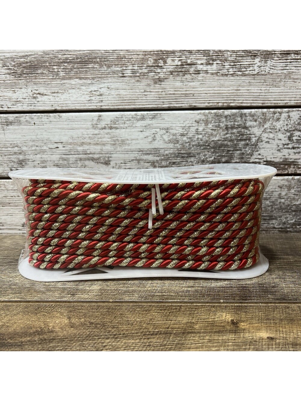 NEW Simplicity 5/16” Twisted Cord Trim Red & Metallic Gold 12 Yards Beautiful